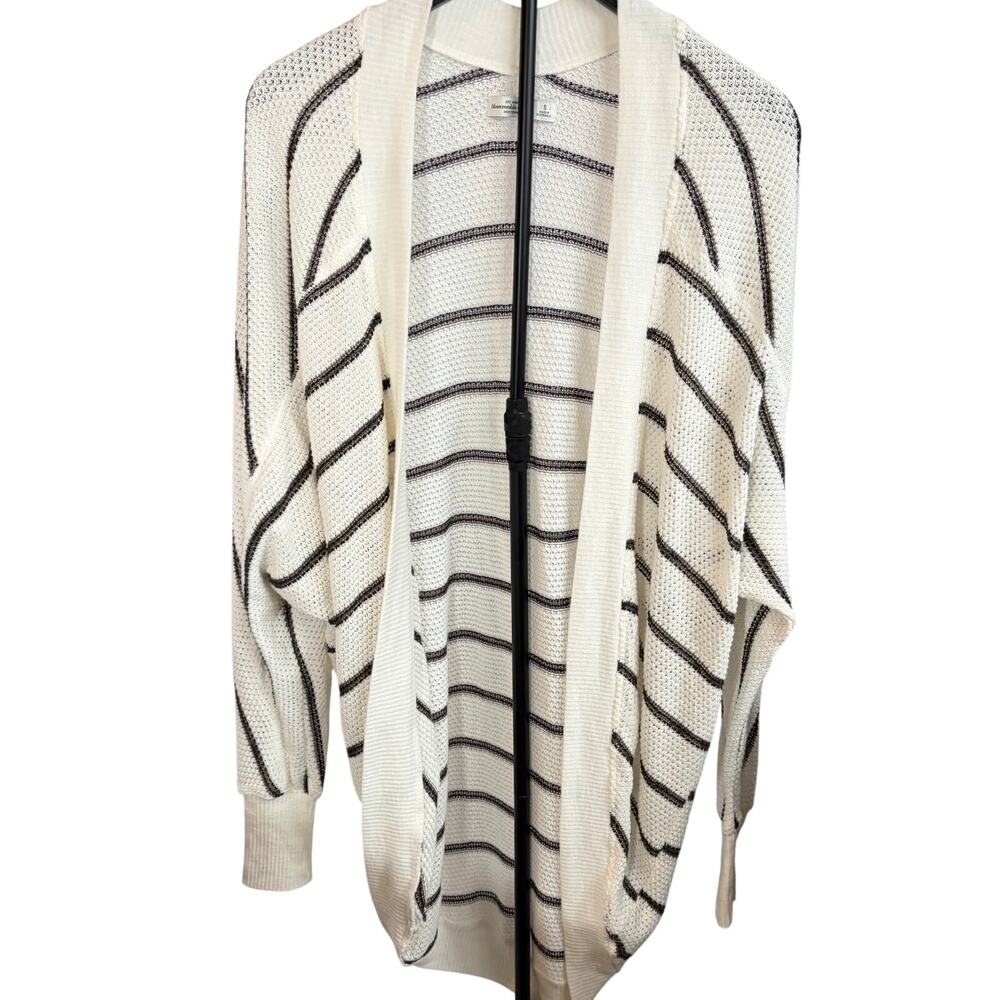 Abercrombie womens long open cardigan white gray stripe. Size S. fall, winter
